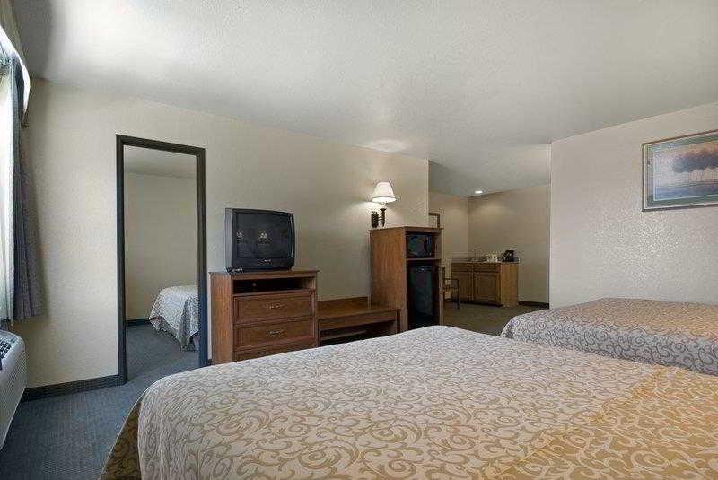 Quality Inn Alpine Esterno foto