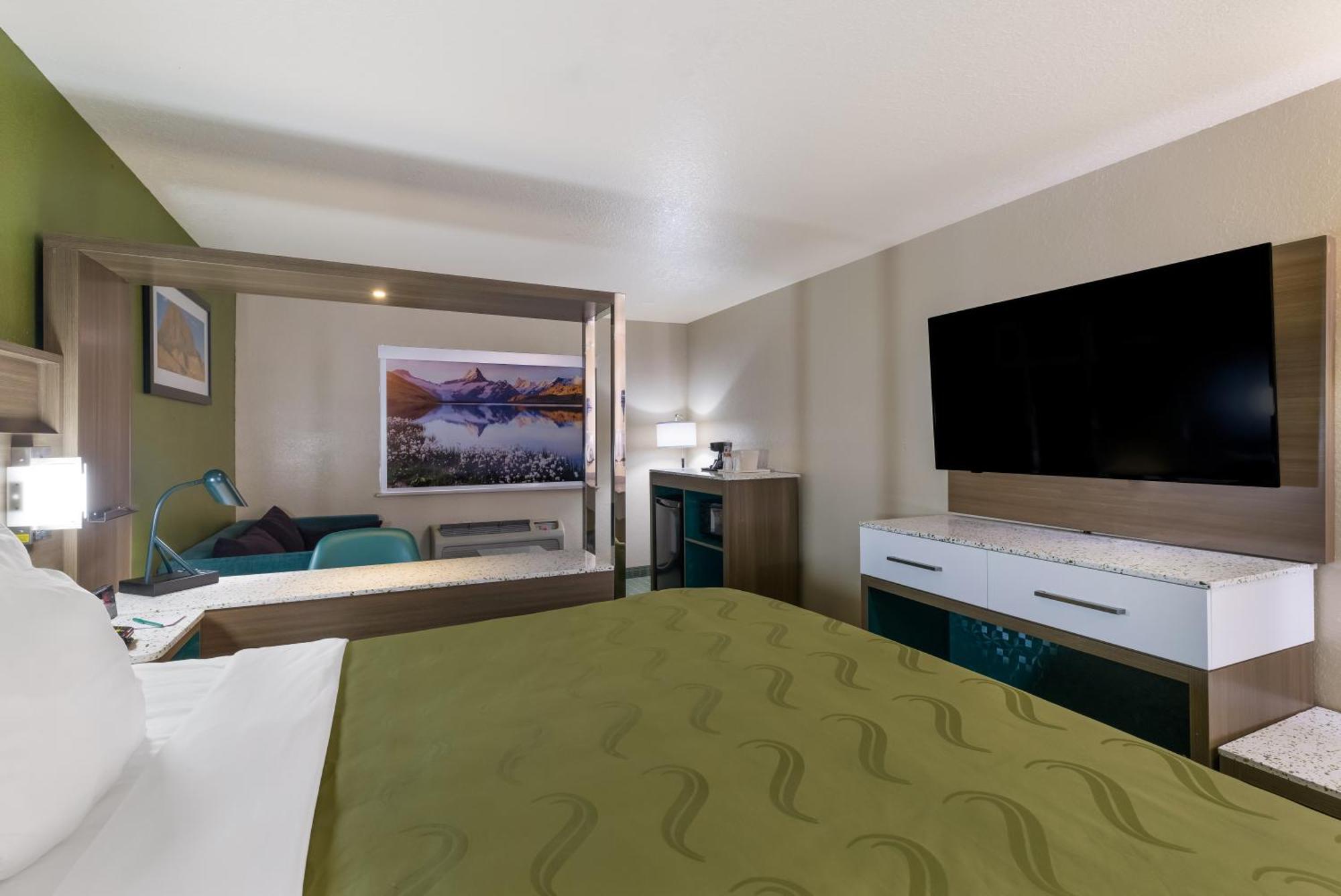 Quality Inn Alpine Esterno foto